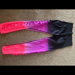 VS Pink leggings